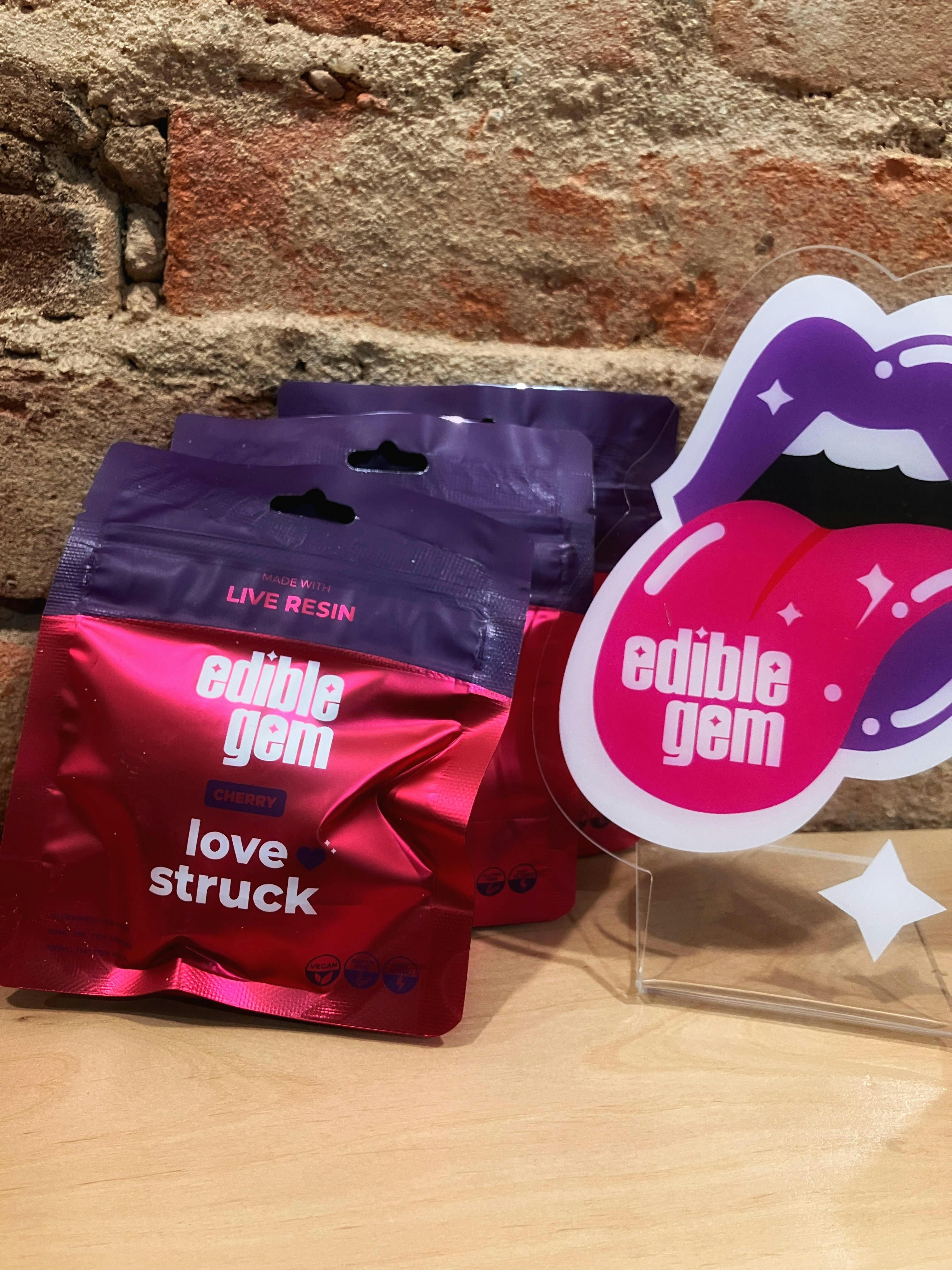 LOVE STRUCK | 200MG EDIBLE GEM