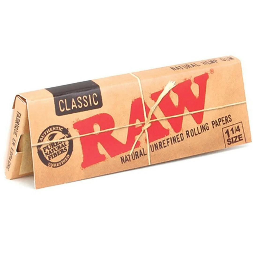 1 1/4 Size Classic Rolling Papers | Accessories | 50ct
