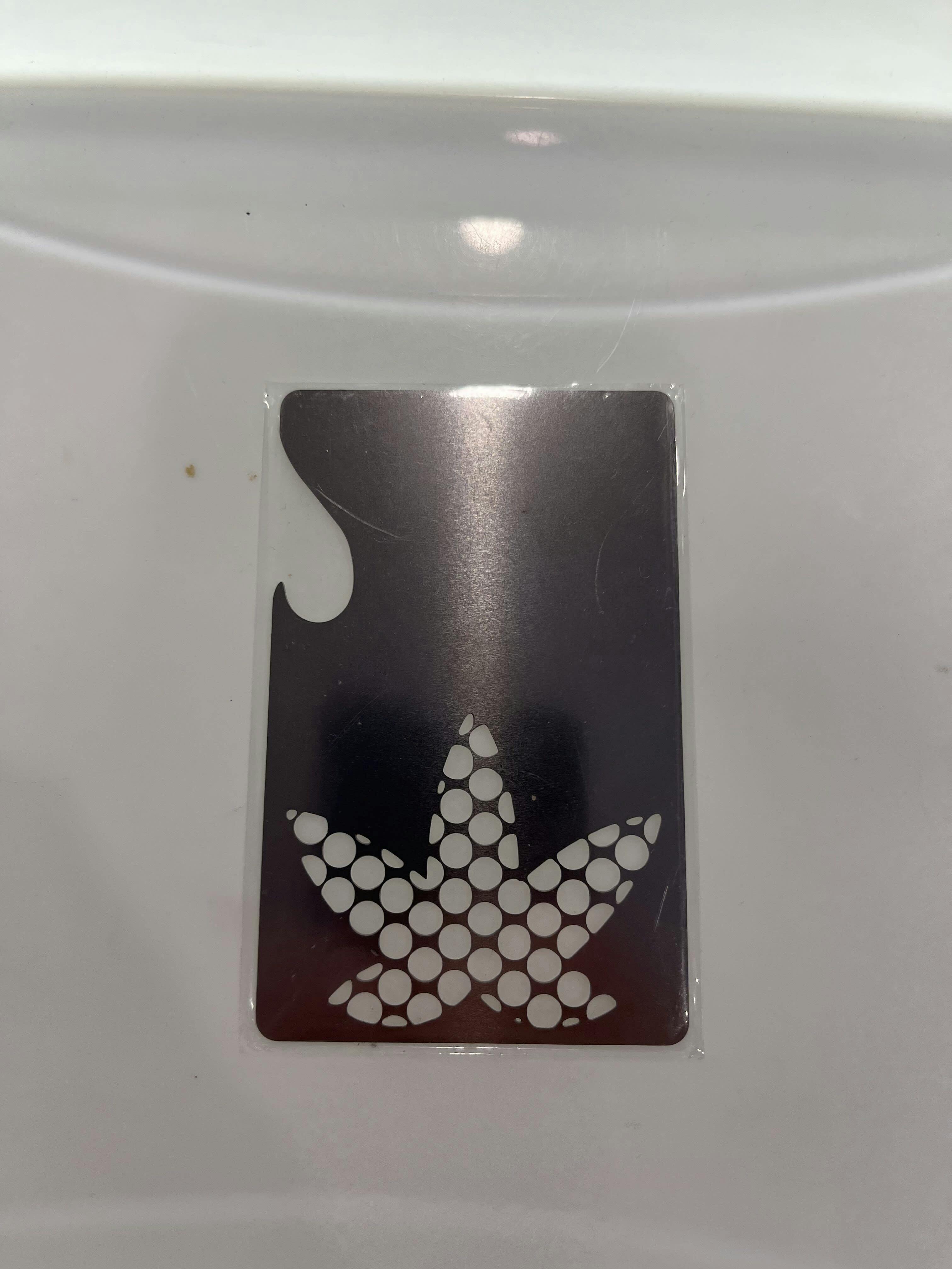 Metal Cannabis Leaf Rolling Grinder Card