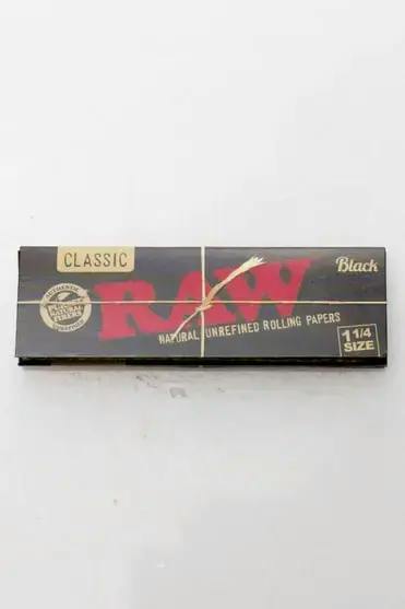 11/4 RAW Black Natural Unrefined Rolling Paper