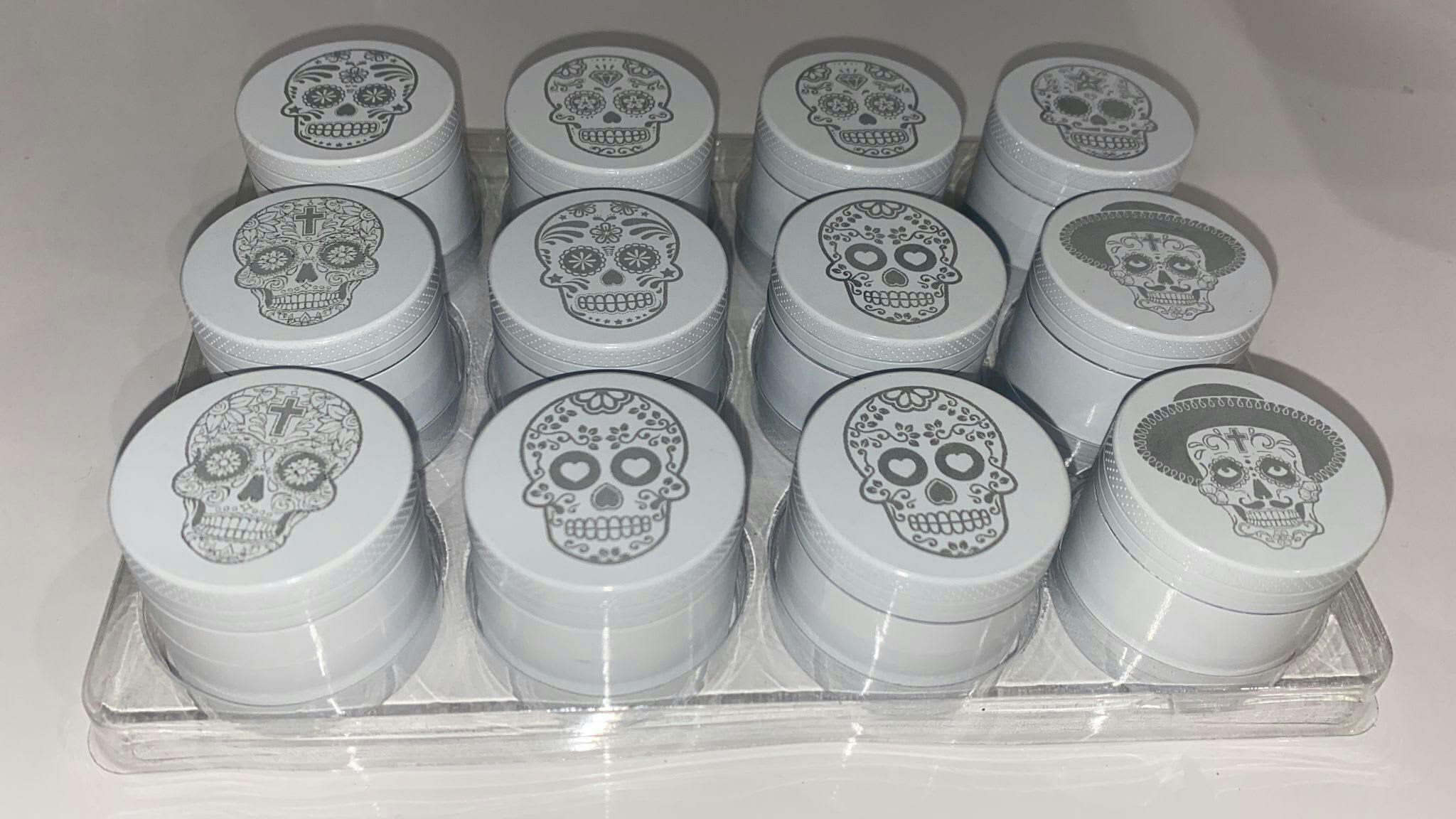 White Skull Grinder S