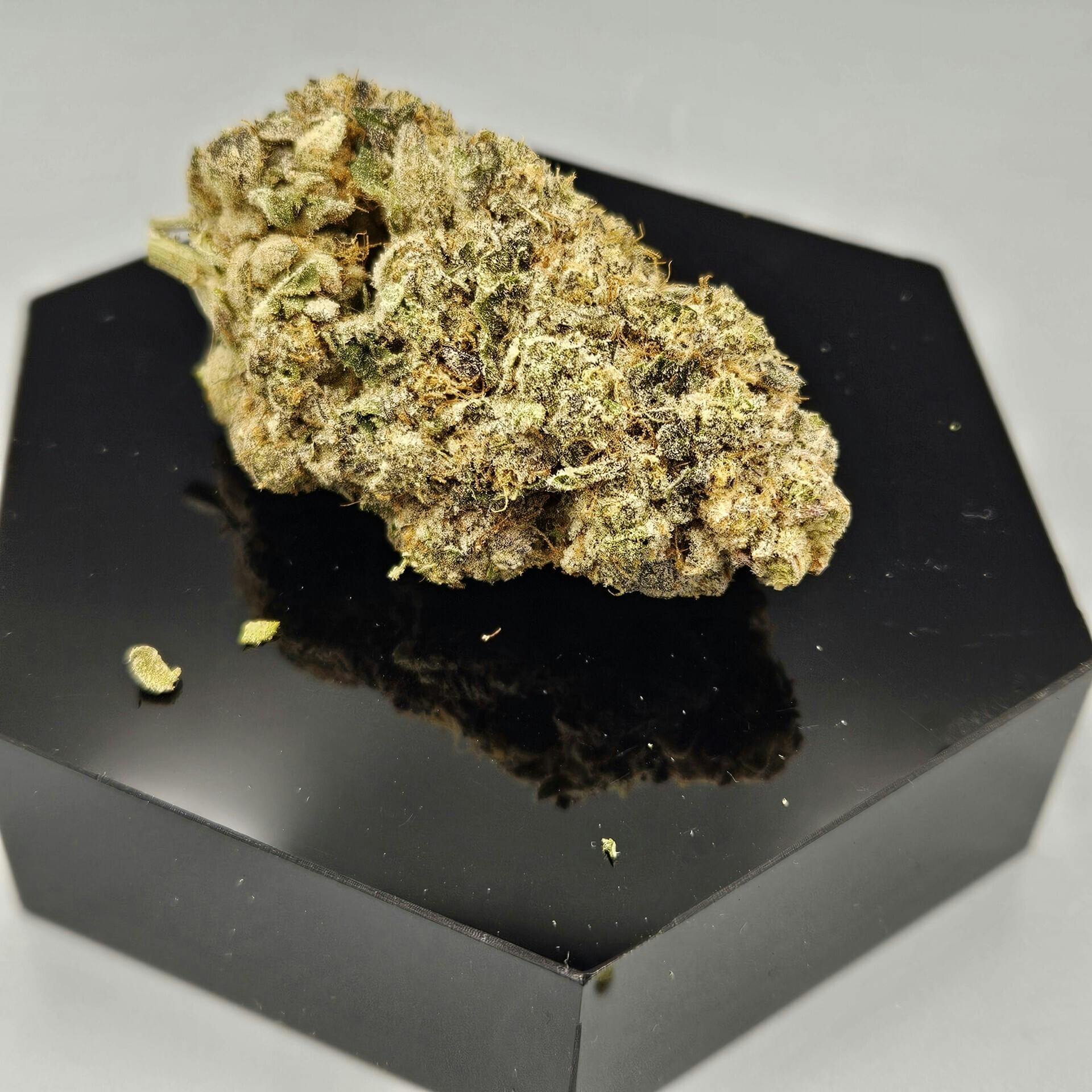 White Widow | Deli Flower | 30.90% | Indica cannabis product