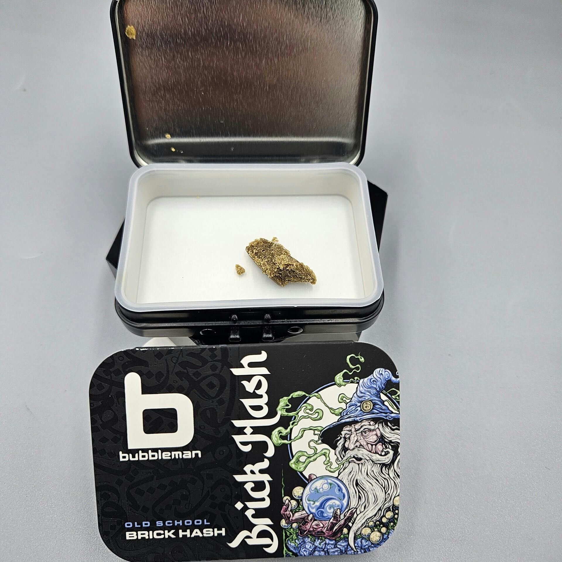 Bubbleman | Afgan Brick Hash | 1g | 58.41% | Indica