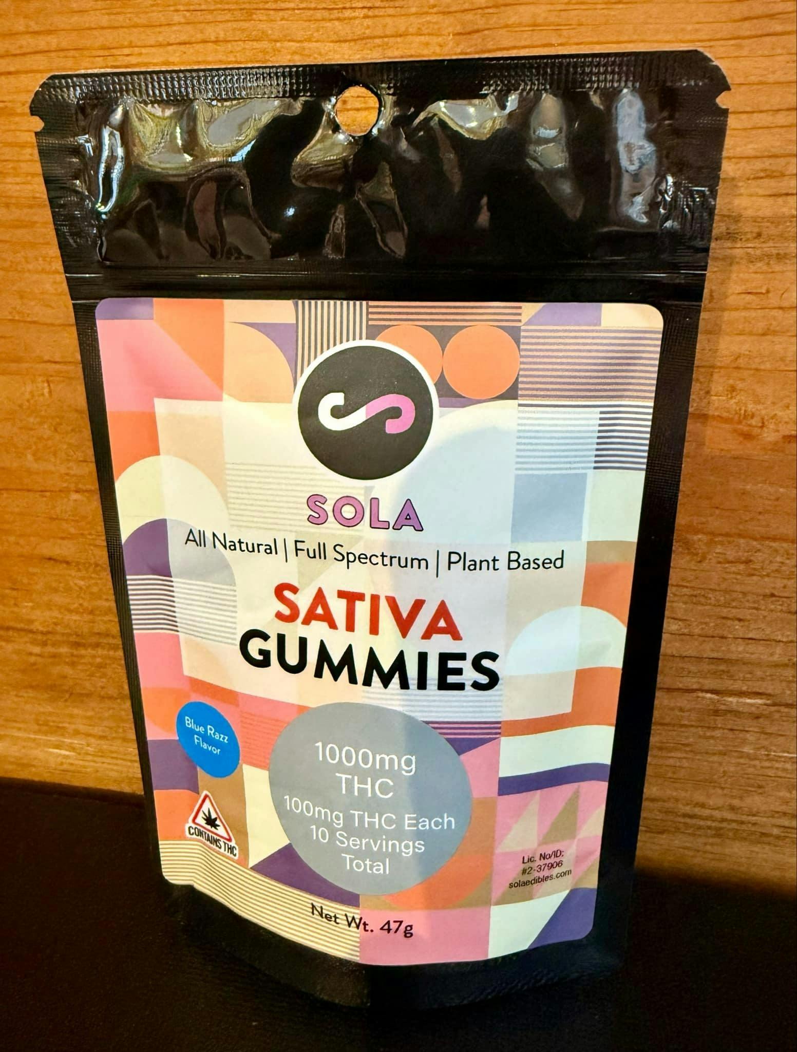 Sola 1,000mg Sativa Gummies - Blue Razz