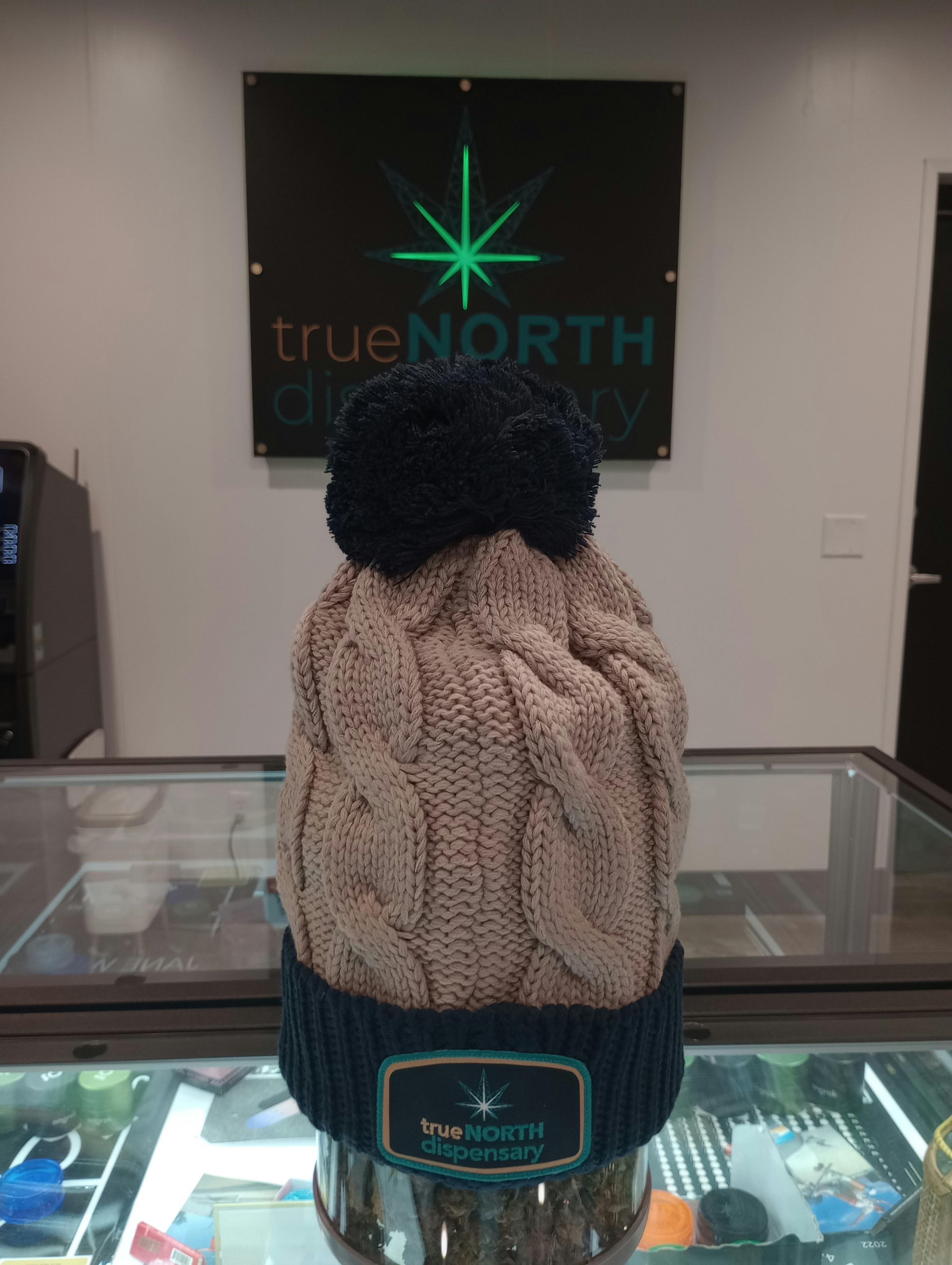 Chunk Twist Knit Beanie w/ Cuff & Pom - Stone/Navy