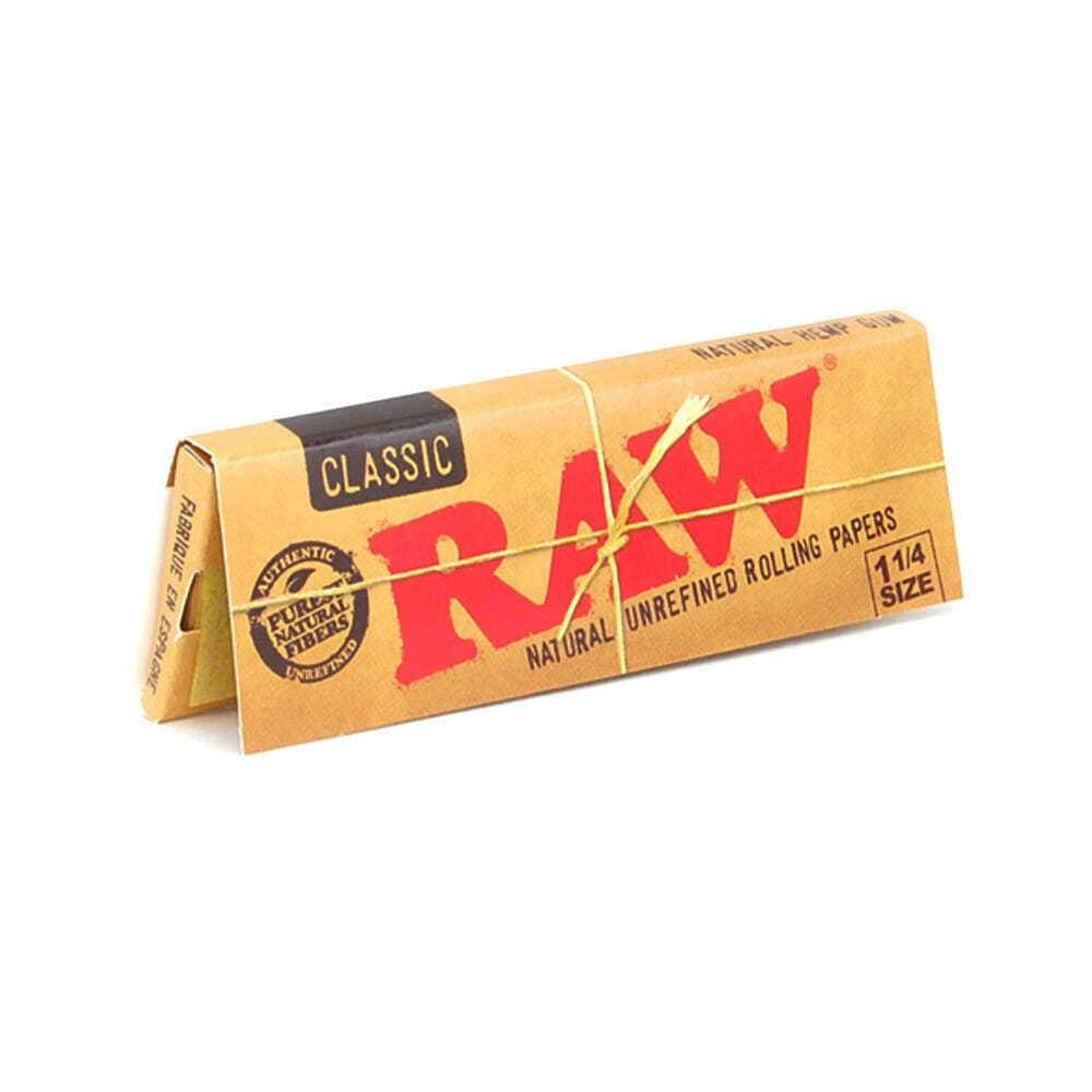 RAW - Classic Papers, 1 1/4" at Lake Daze Dispensary