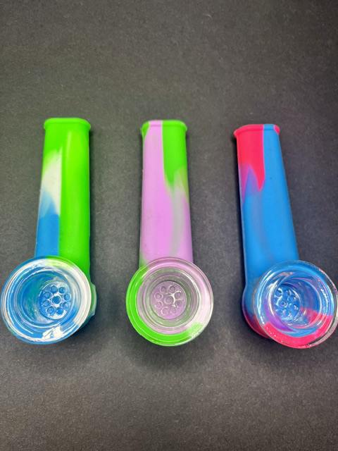 Pipe ~ 3.25" ~ Silicone Pipe w/ Glass Bowl