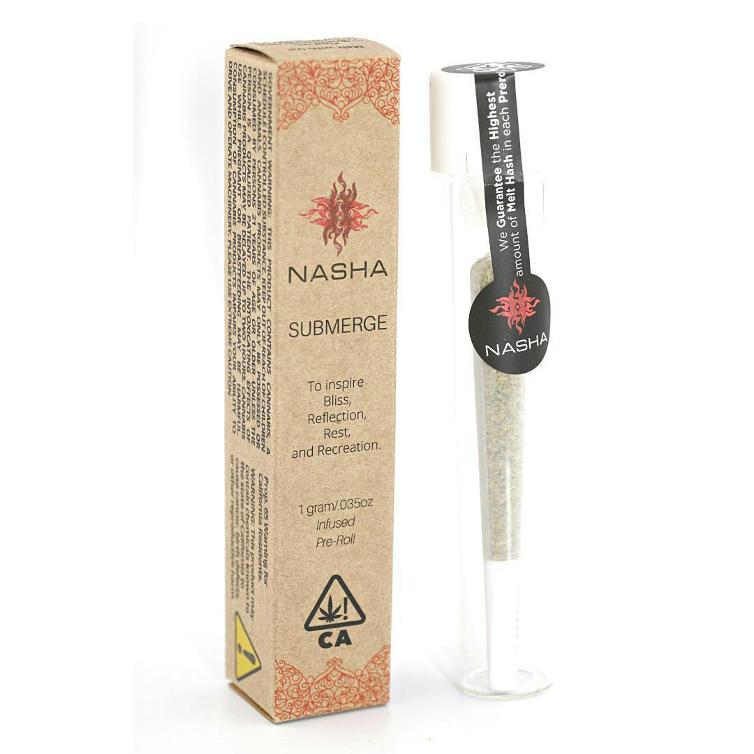 Nasha: Submerge Strawberry Pop X Strawberry Banana