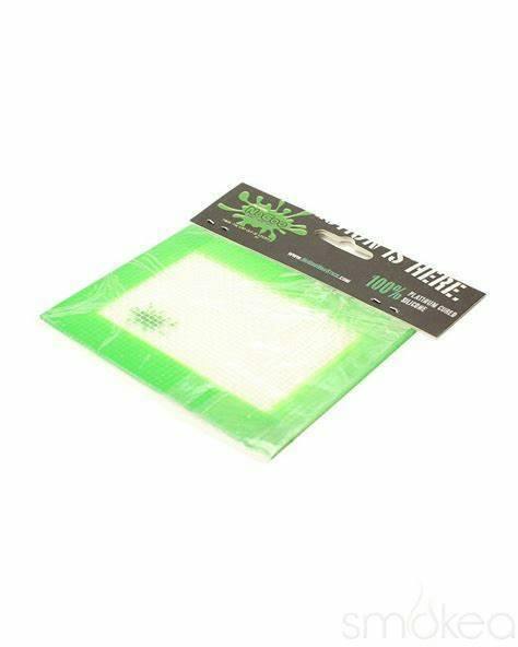NoGoo - Nonstick Silicone Mesh Mat - Small - BRK-25 (LEFT)