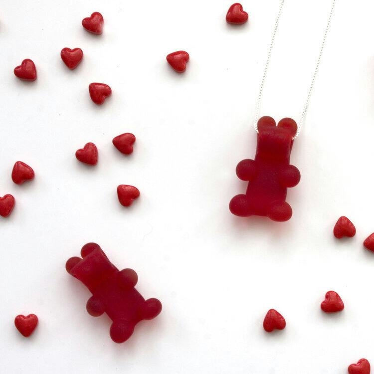 EMMA GERARD - Glass Gummy Bear Necklace - Red - FRK-10
