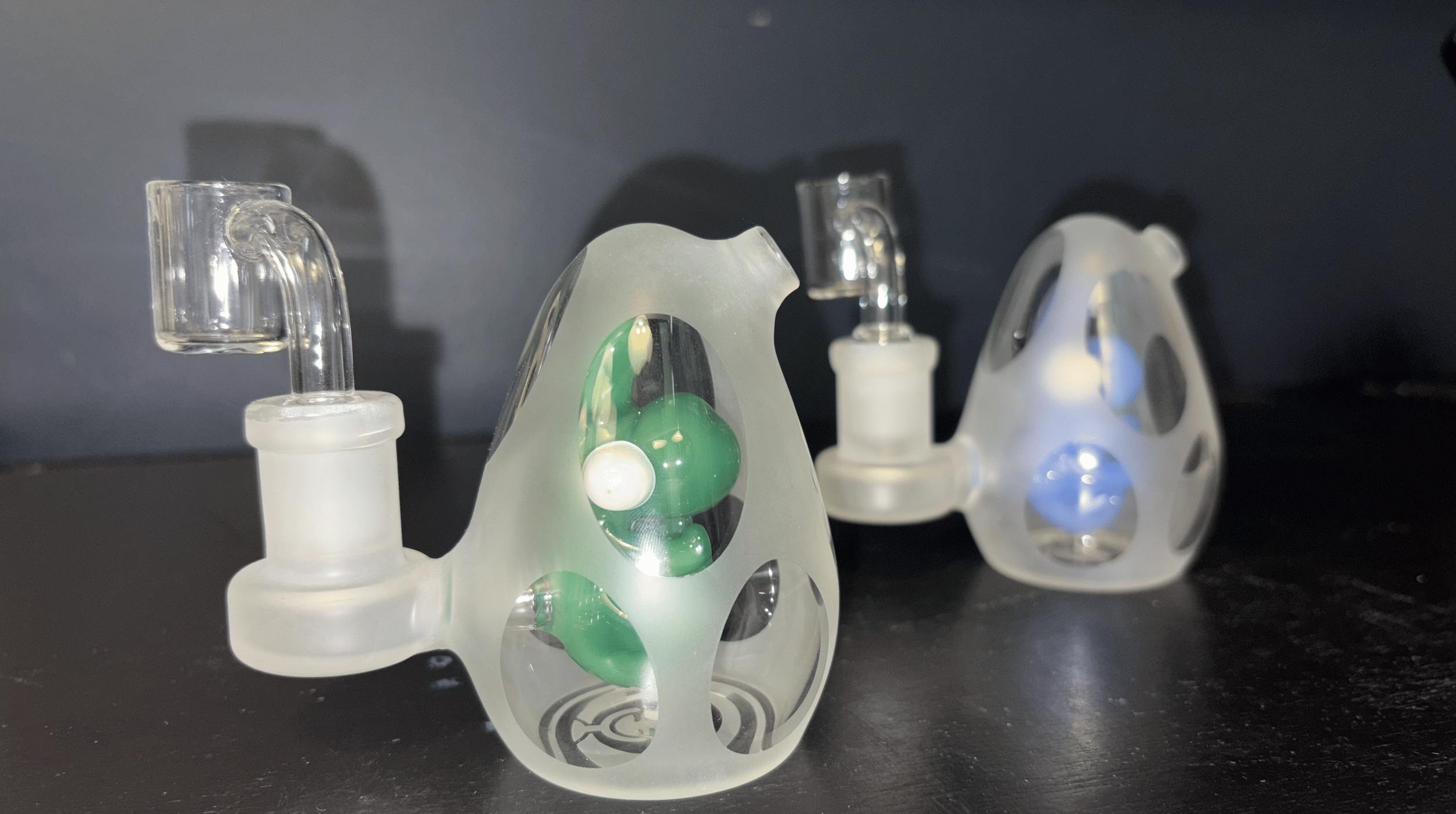 Encore - Frosted Dino Egg Mini Dab Rig