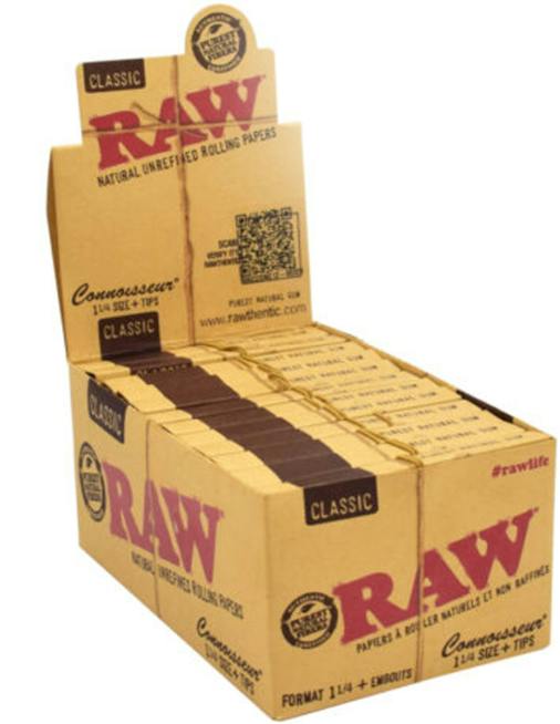 RAW® 1¼ Classic Connoisseur Rolling Papers W/Tips | 50 papers