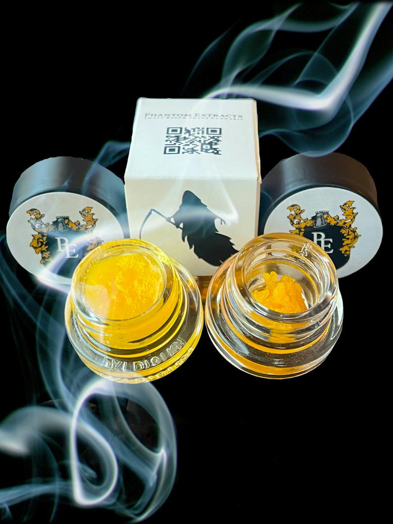 1G Phantom Extracts Gorilla Glue Badder (Hybrid)