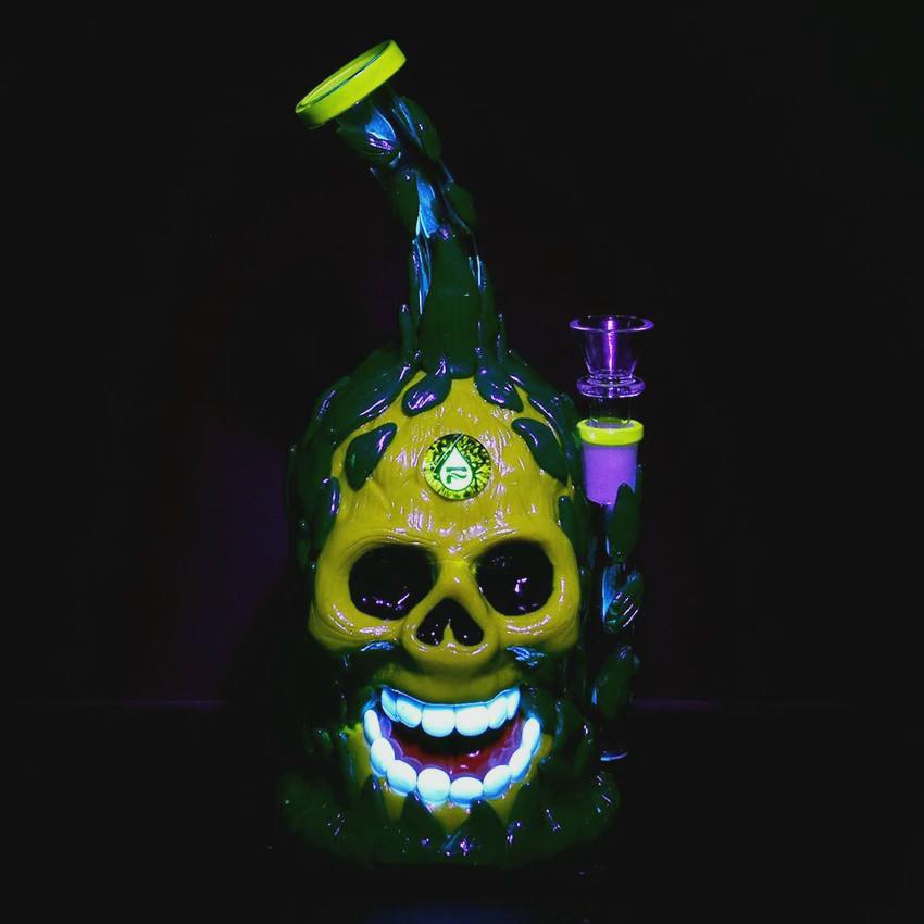 Skull Pineapple Water Pipe 10" 14mm F
