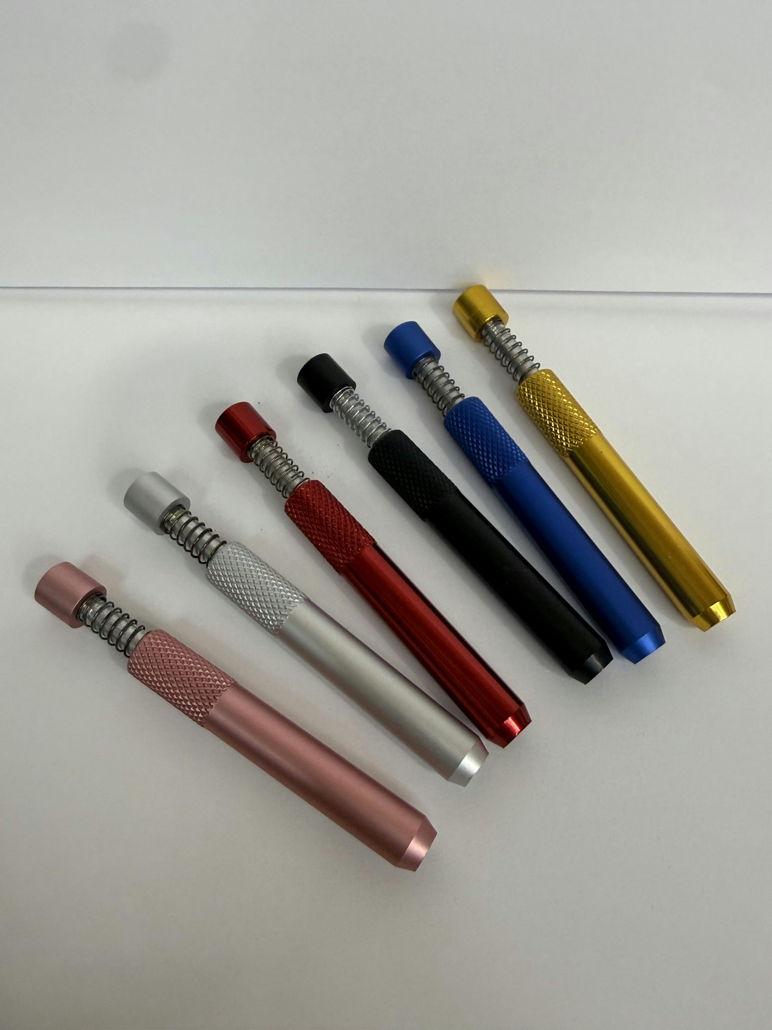 one Hitter W/ ash spring