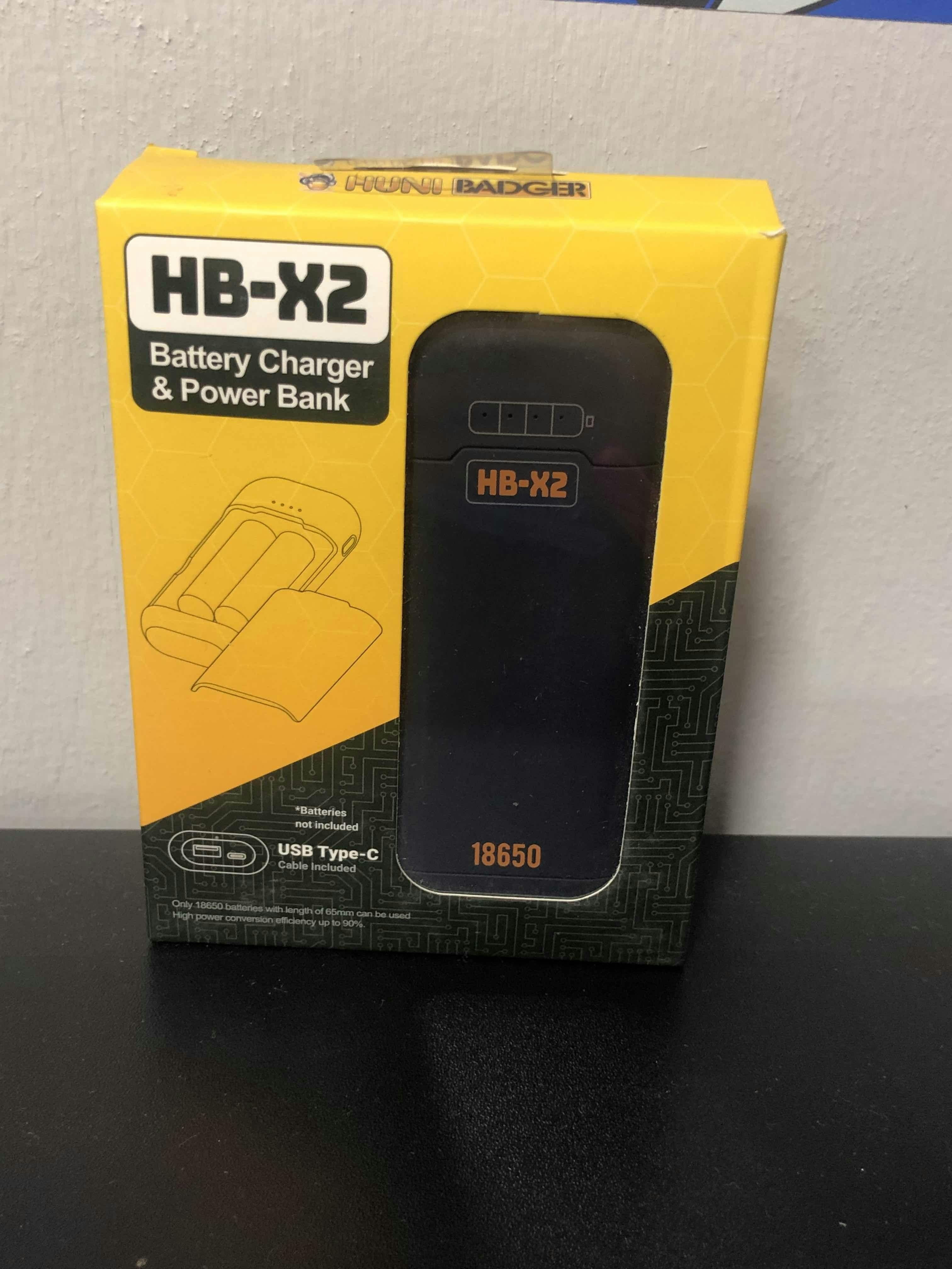 Huni Badger HB-X2 Battery Charger and Power Bank