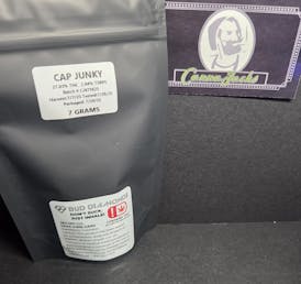 Cap Junky 7G {$33 OTD}
