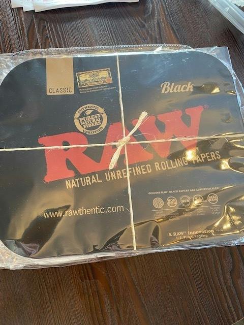 Yellowbird Wholesale-Raw Camo Magnetic Tray w/ Cover