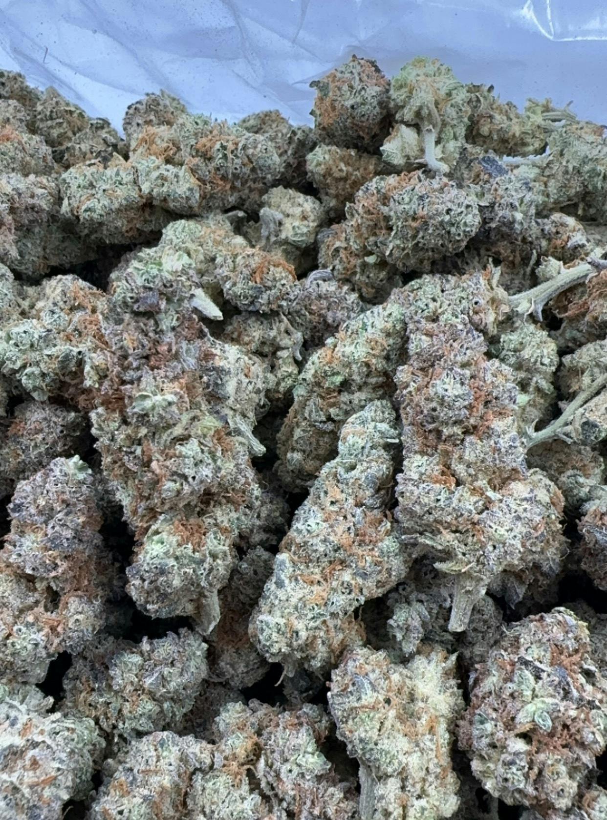 Orange Kush Cake cannabis product