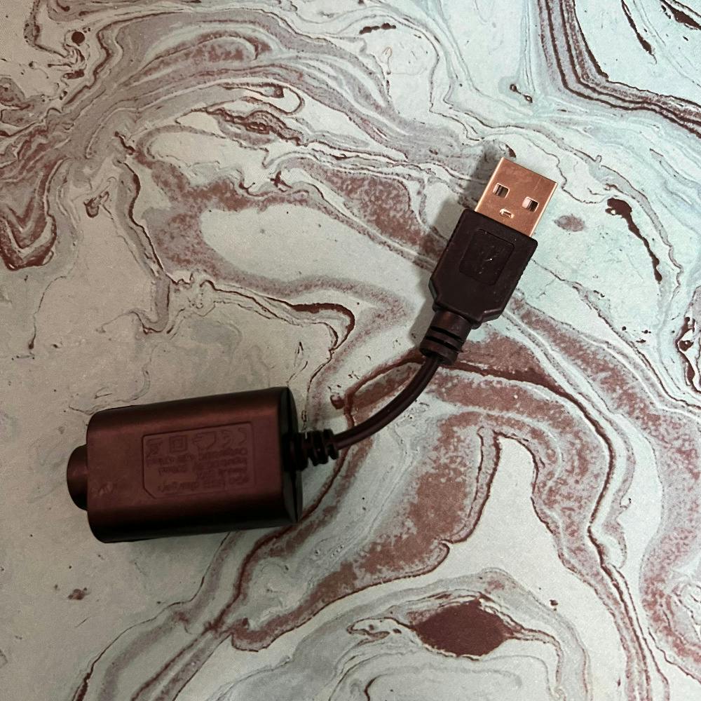 USB Twist Battery Charger