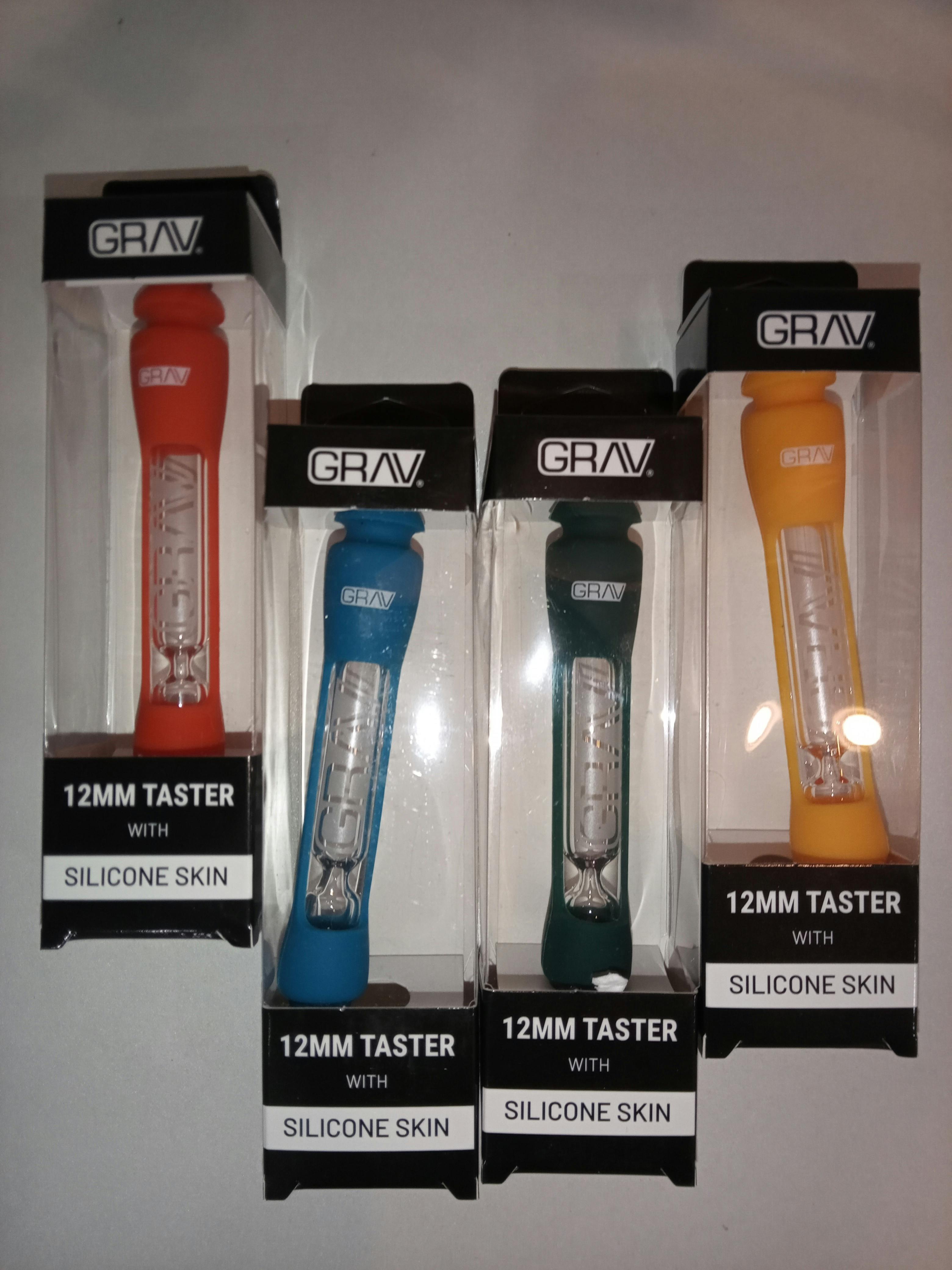 Grav 12mm Taster w/ Silicone Skin