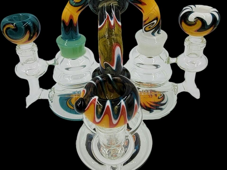 #ThisThingRips: 6" Reverse Wig Wag - Bong