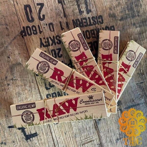 1 1/4" Classic Rolling Papers (50pk) at Tree House Craft Cannabis Groton