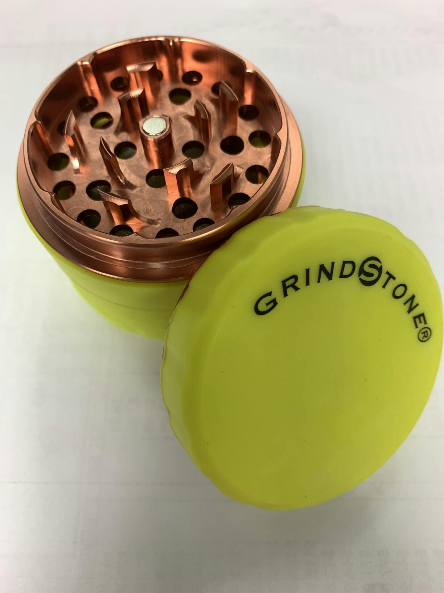 GrindStone Imperial - 4pc Silicone Grinder 51mm - Various Colours