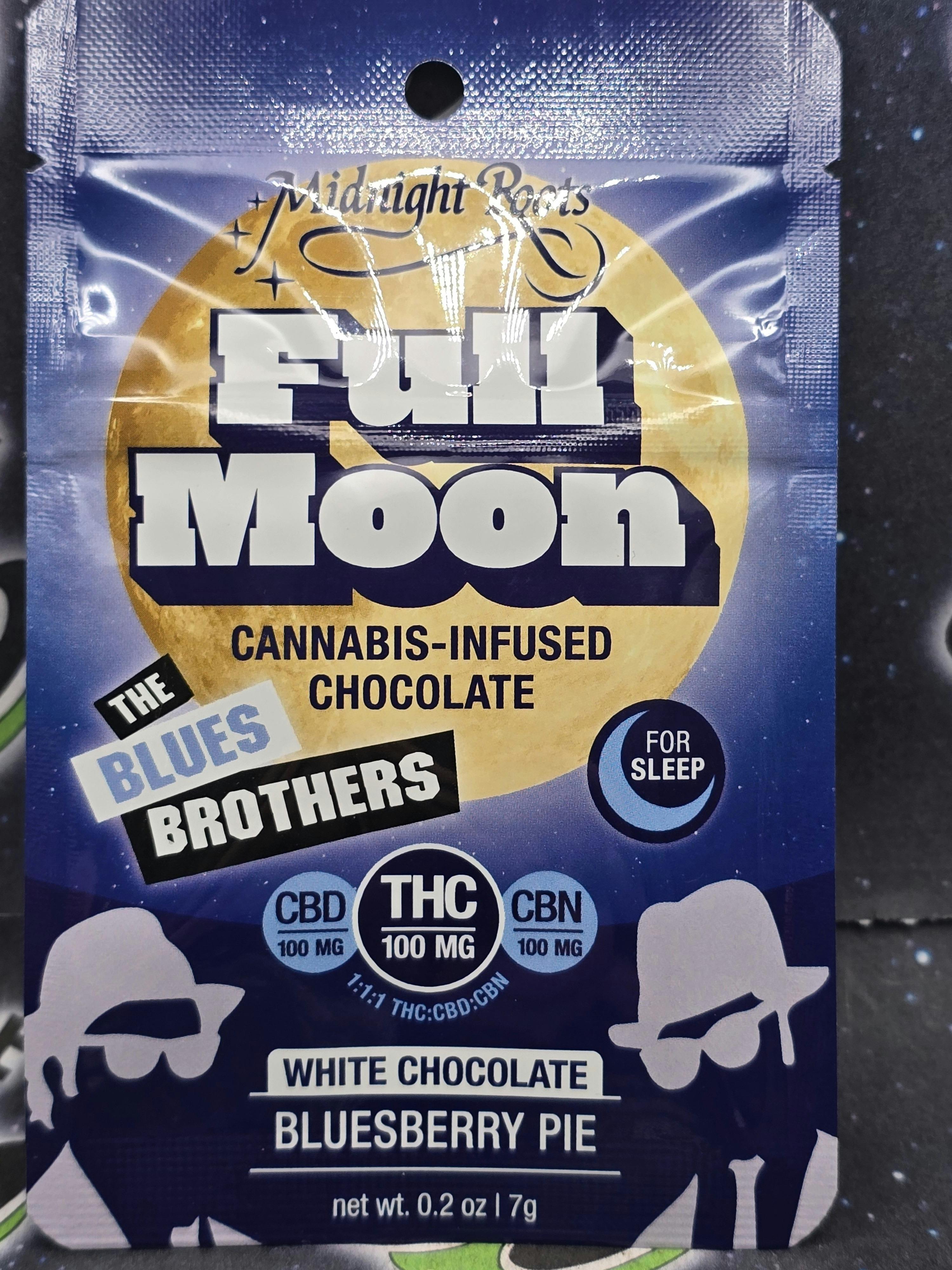 Midnight Roots | Blueberry Pie | 100mg each 1:1:1 THC, CBD, CBN Bite-Sized Chocolate
