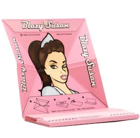 Blazy Susan- Pink Rolling Papers King Slim Deluxe Kit (Includes Tips & Tray)