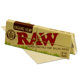RAW- Classic Rolling Papers 1¼" Size
