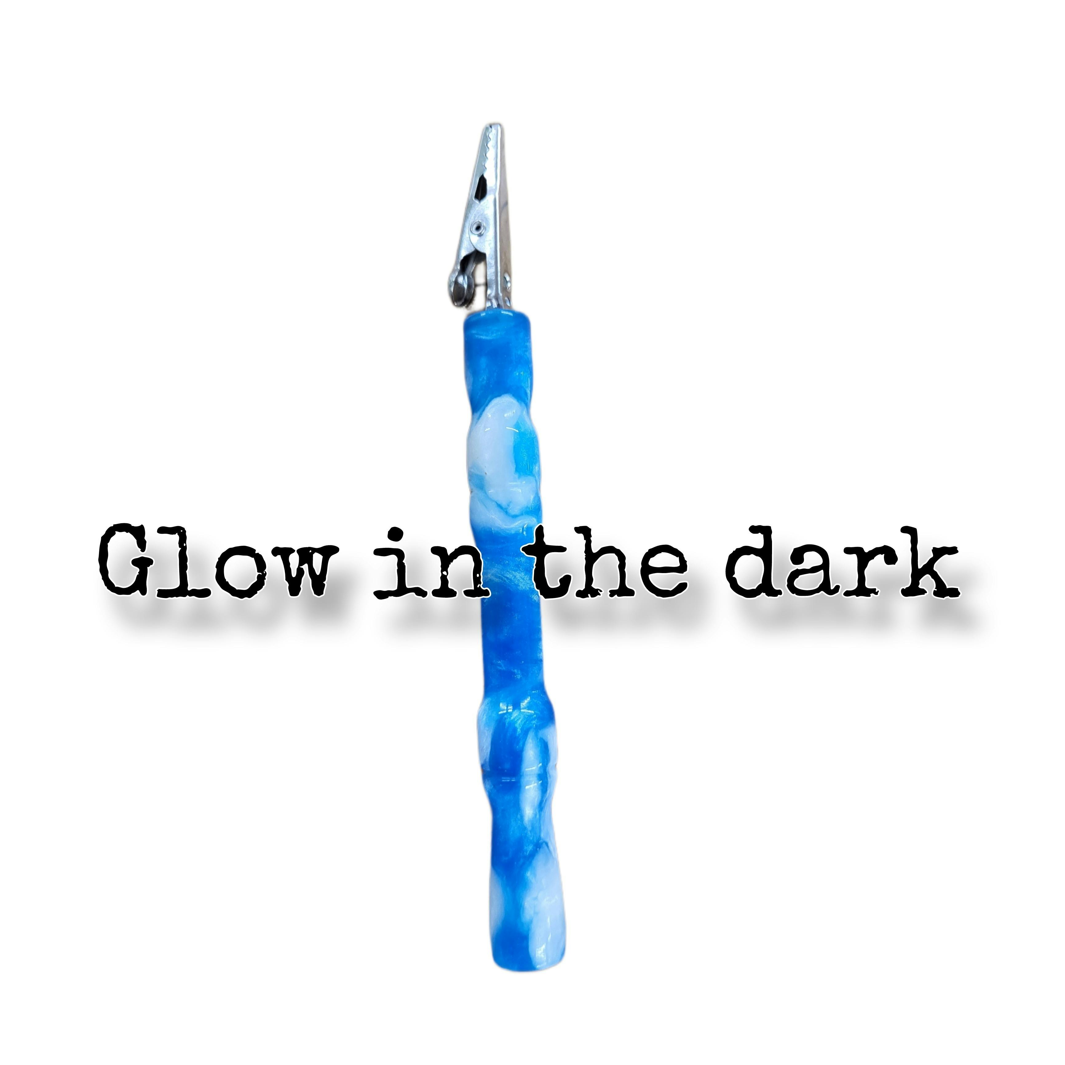 HAND MADE 420 Glow Roach Clip