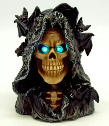 Statue with LED Color Changing Eyes - 6.5"