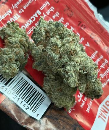 BEEZLE BLOSSOMS - MADD FRUIT (3.5G) (H) - 3.5 g