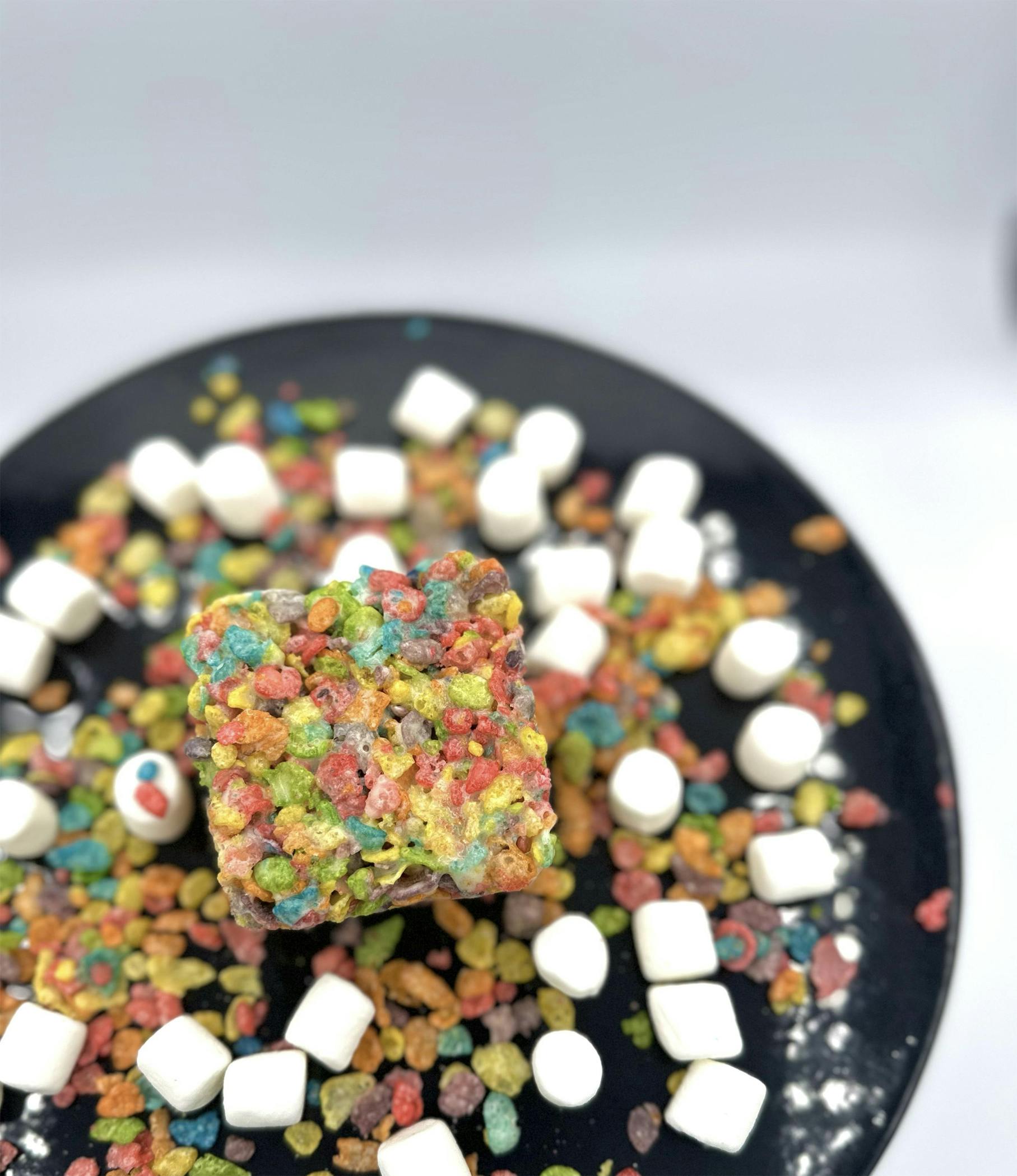 Grey Moon 100mg Rice Crispy - Fruity at Glenrio Smoke Stop