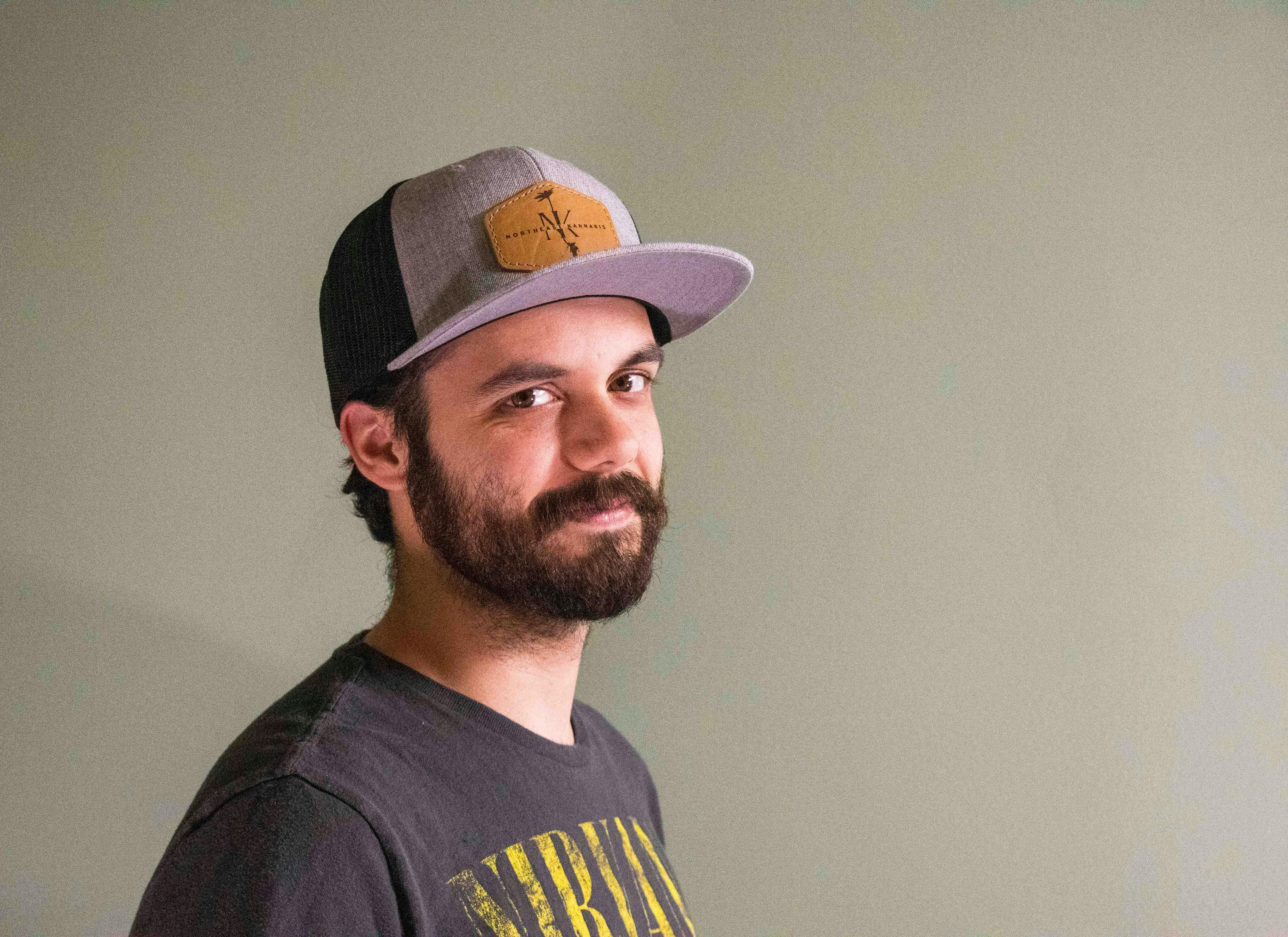 Flat Bill I Plant Logo I Grey/Black