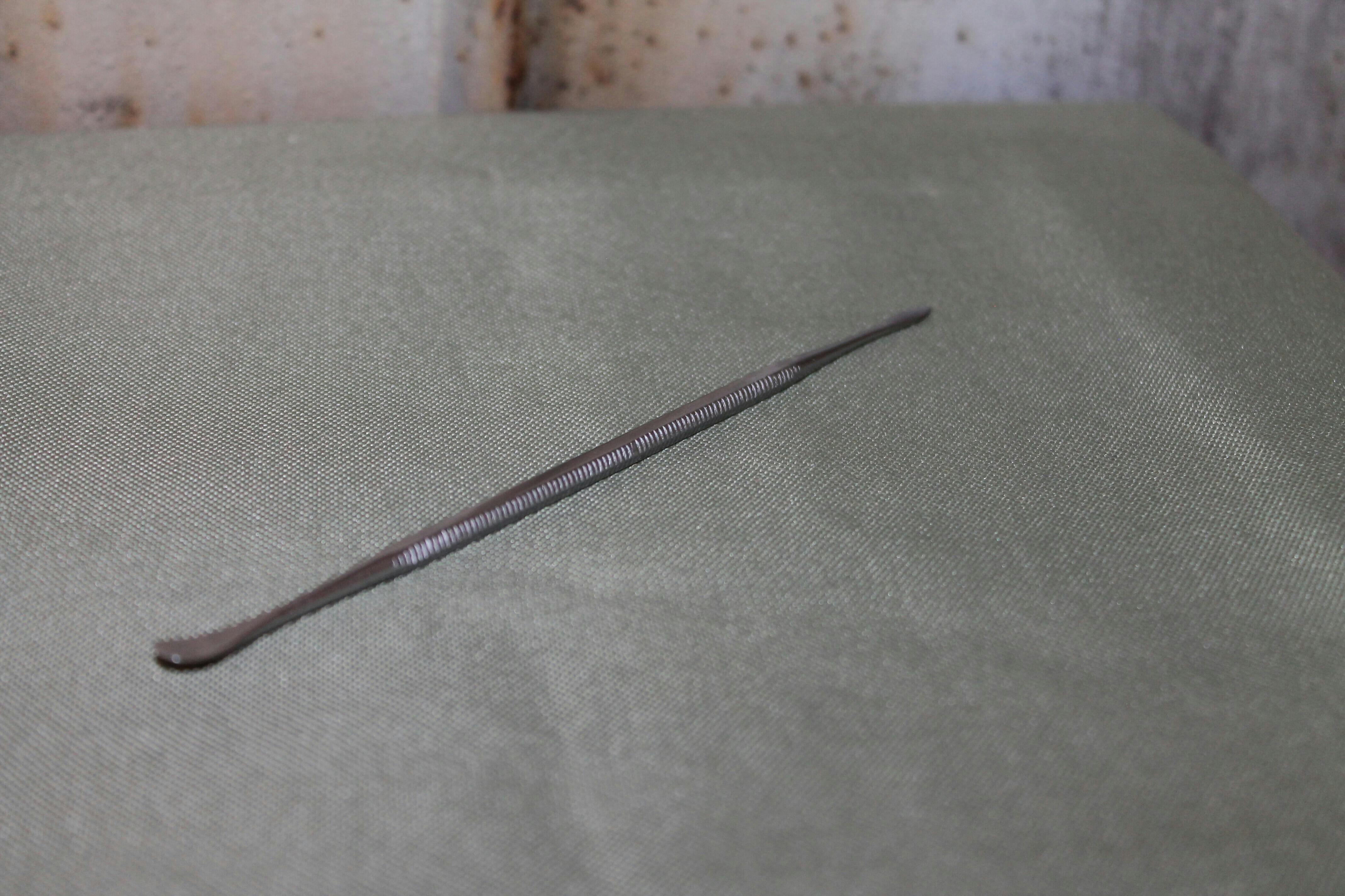 Metal Dab Tool