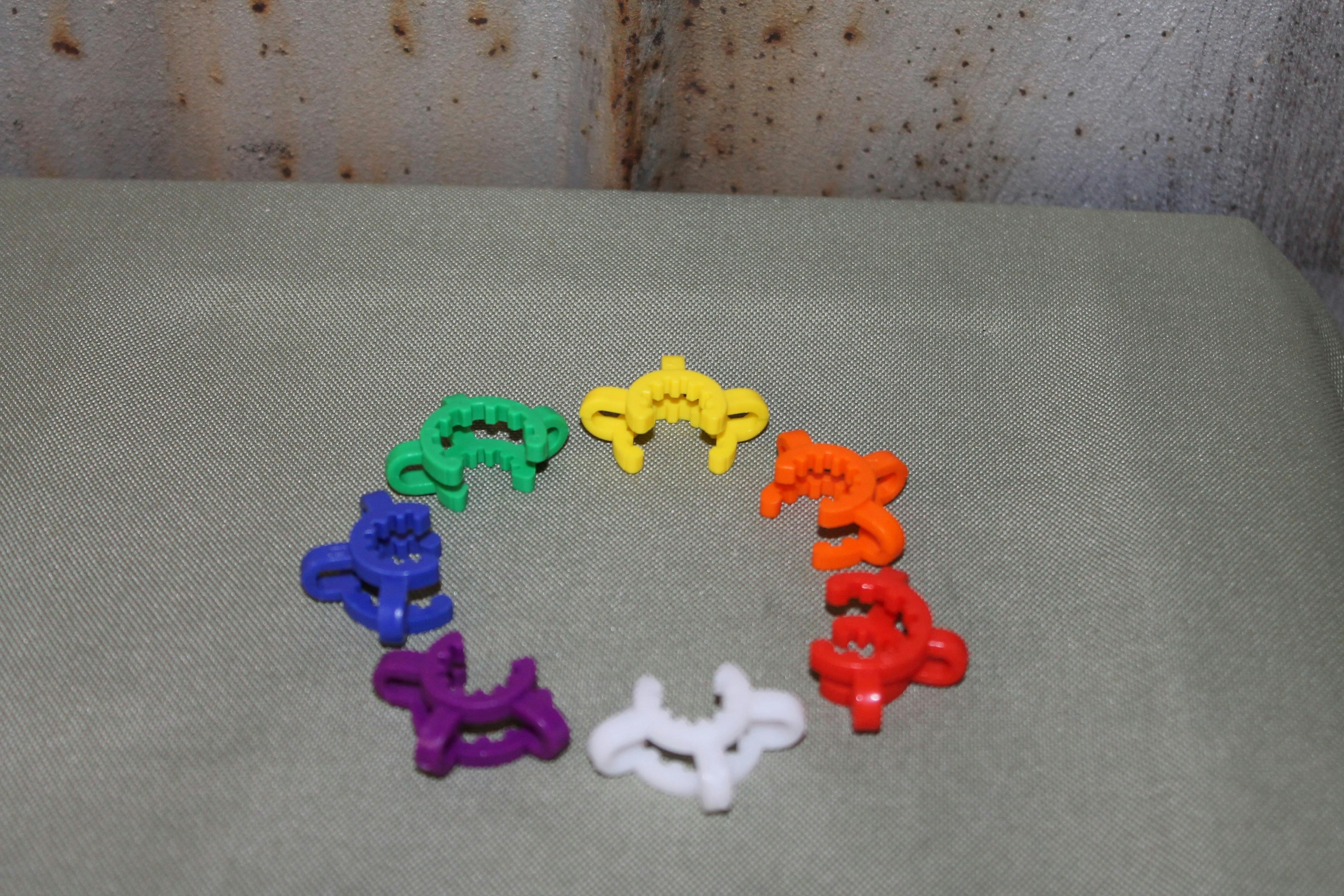 Plastic bowl clip at Northeast Kannabis