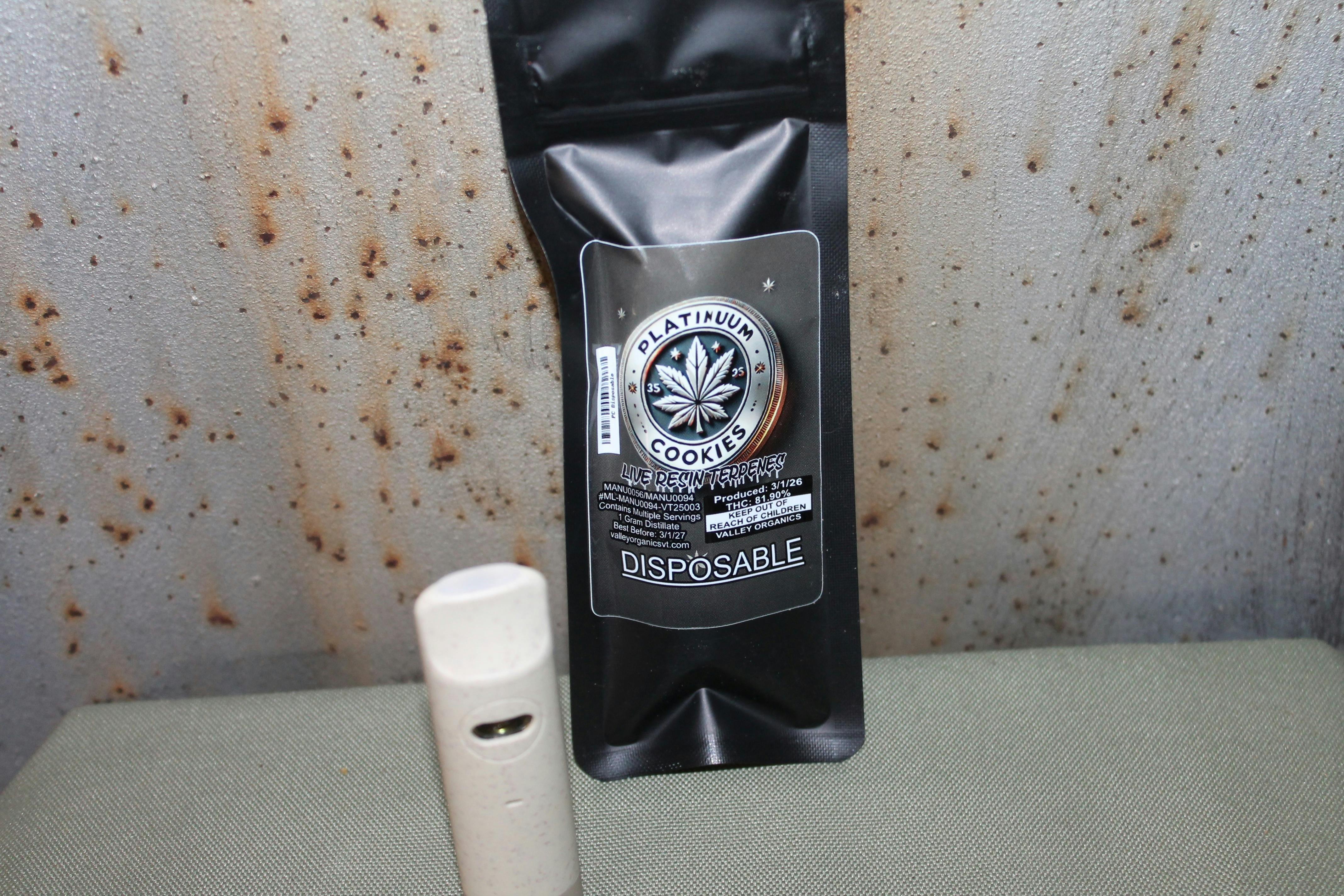 Valley Organics I Platinum Cookies I Disposable 1g Vape Cart at Northeast Kannabis
