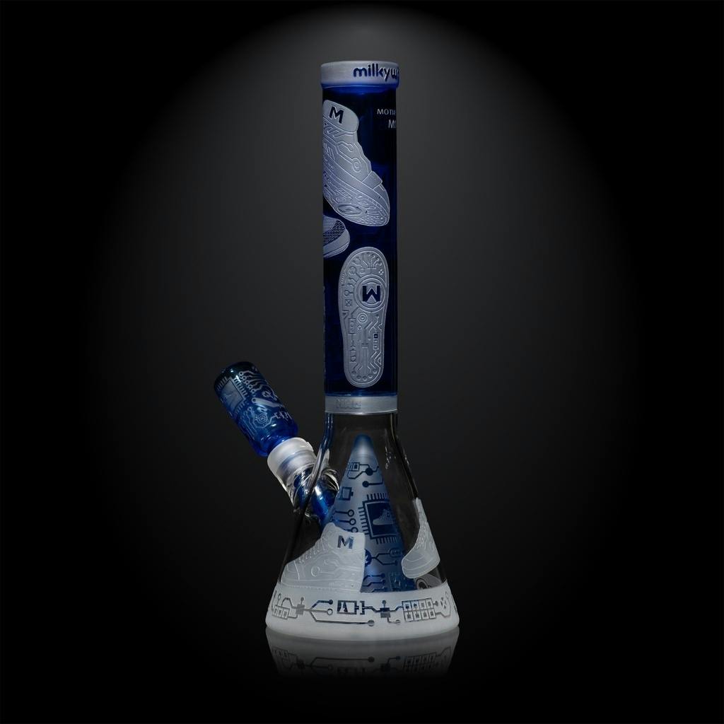 Milkyway - Motherboard Mid '23 Glass Bong - 15"