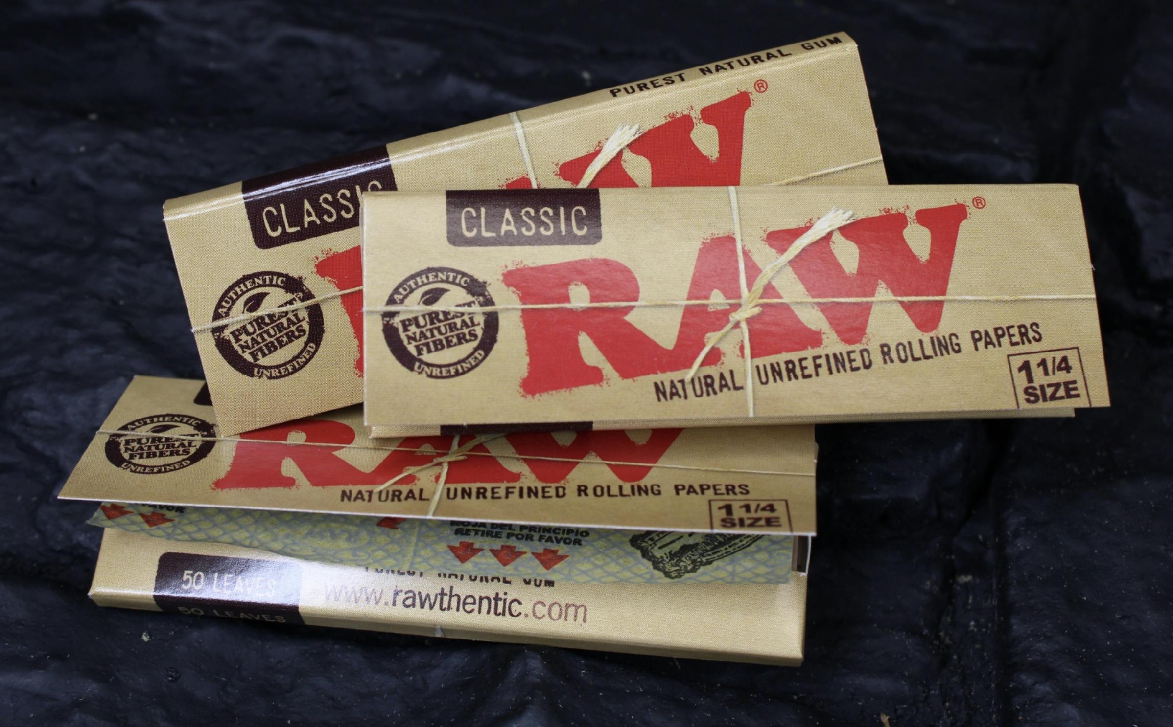 RAW - Rolling Papers