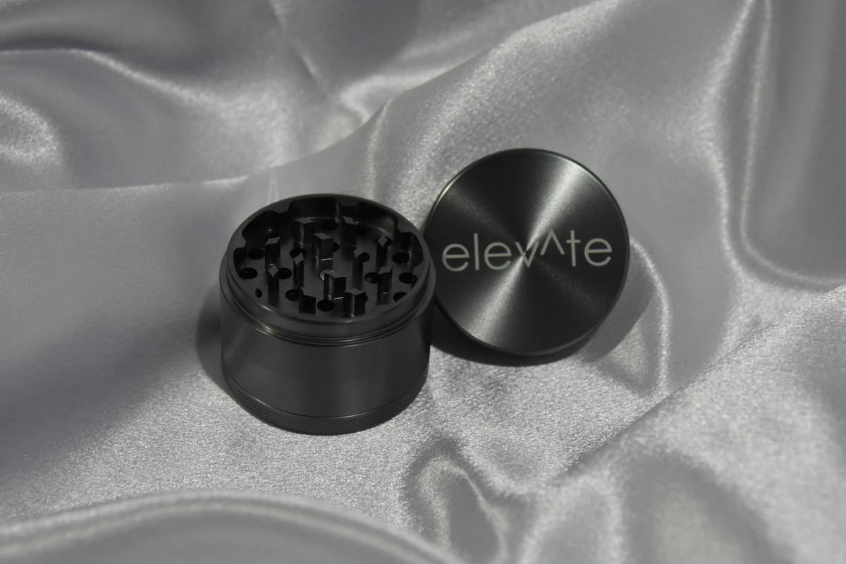 Elevate Grinder (Grey) | Grinders