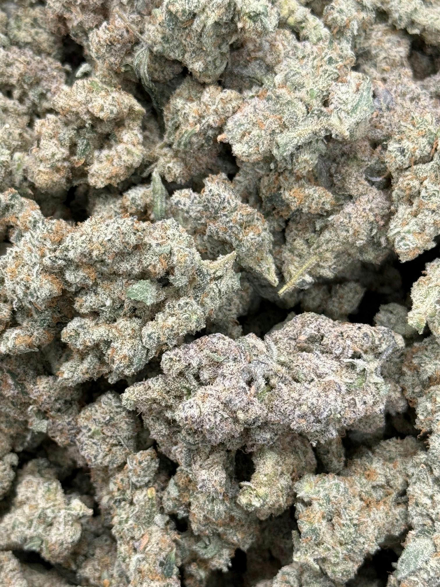 C207- Skywalker OG (Indica) - 1/8oz