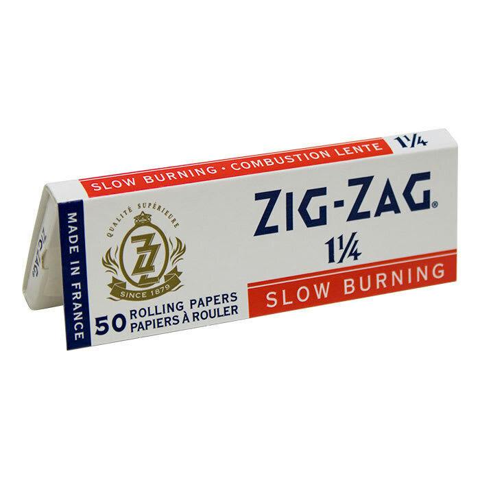 ZIG ZAG White Rolling Papers 1 1/4 Size