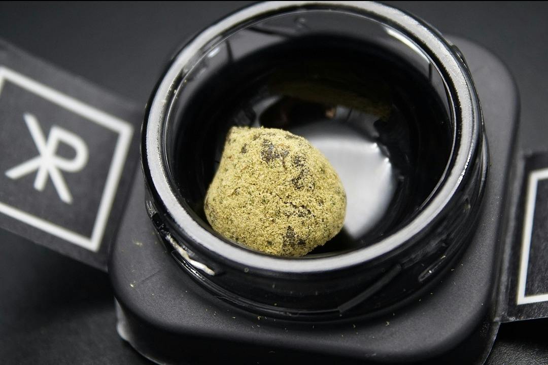 Kaviar - Infused Flower Moonrocks - Palisade Apricot (S)