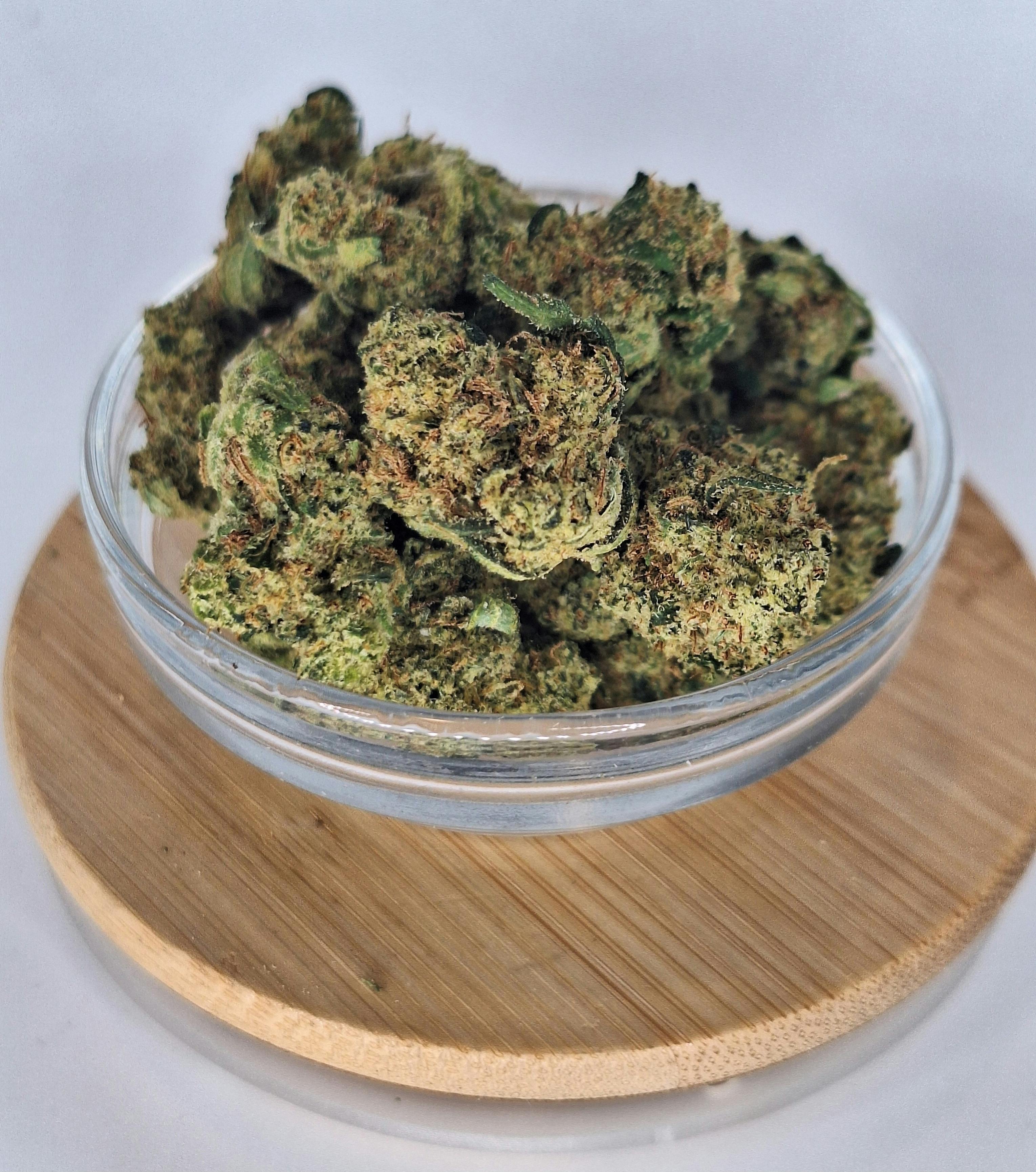 Maniac - Bulk Flower