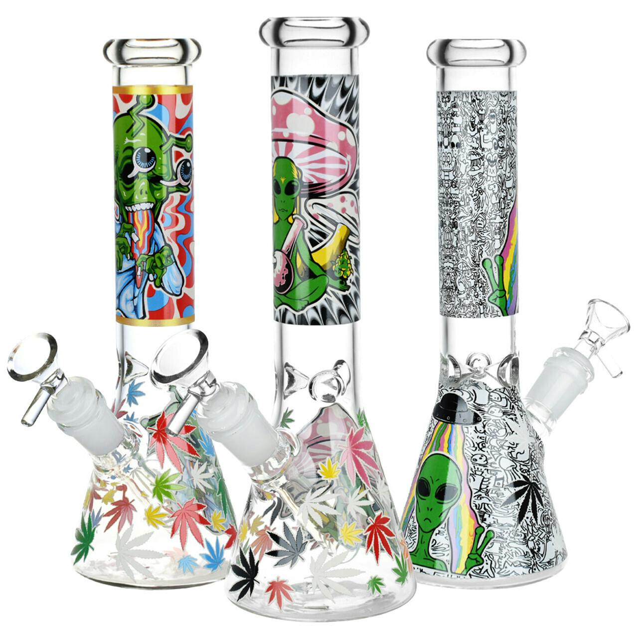 Water Pipe: Aliens and Hemp Leaves Glow Glass Beaker Water Pipe