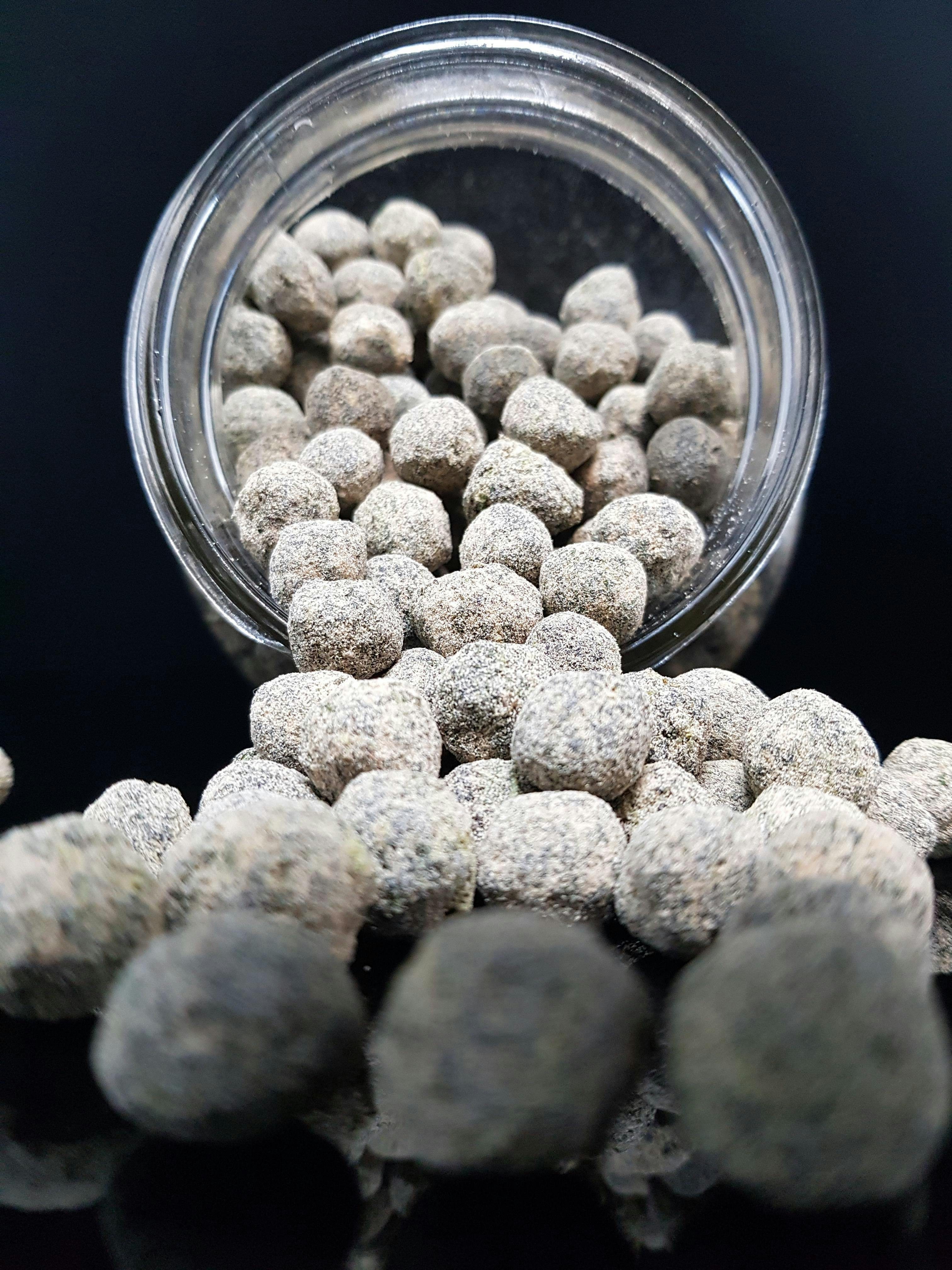 Skywalker OG Moon Rocks