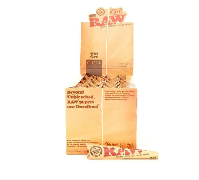 Raw Classic Size Pre-Rolled Cones (6 Pack)
