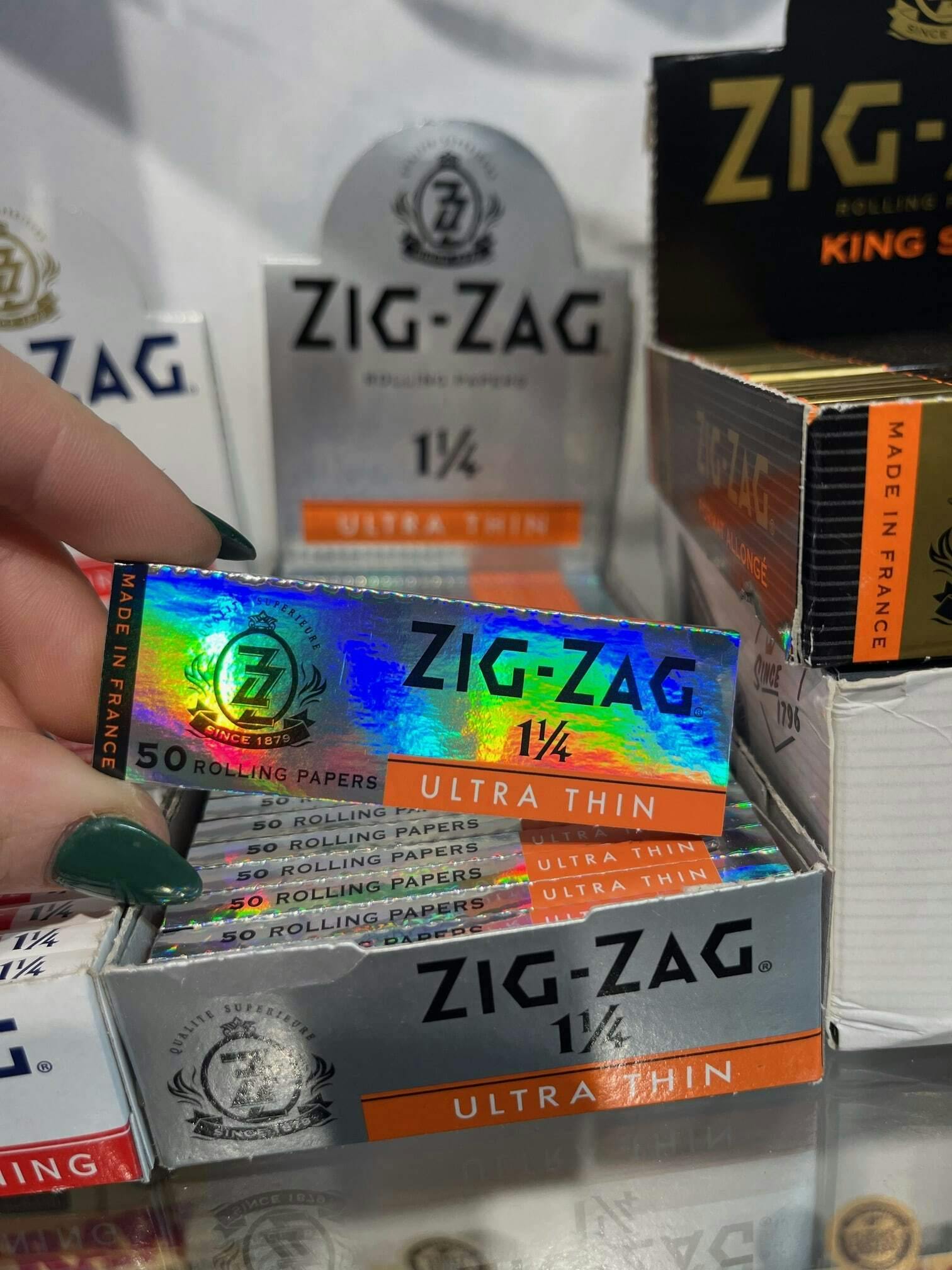 Zig Zag Papers 1 1/4 Ultra Thin